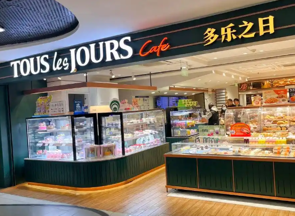 面包店排行榜前十名：探寻烘焙行业的璀璨之星